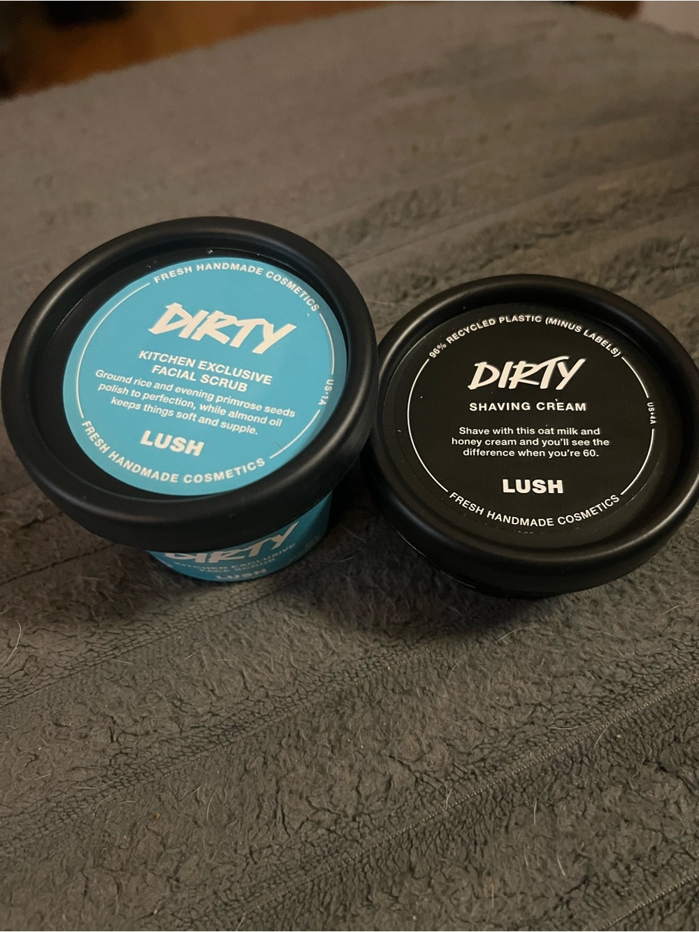 LUSH DIRTY BUNDLE KITCHEN EXCLUSIVE FACE SCRUB & GIFT EXCLUSIVE SHAVE CREAM